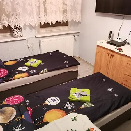 Milka W Dusznikach Zdroju 아파트 *